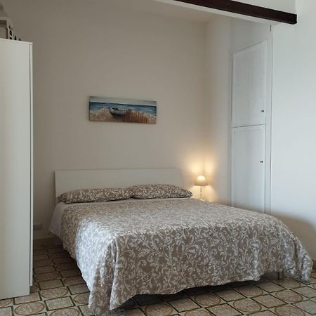 네뚜노 La Terrazza Sul Tirreno 아파트 외부 사진